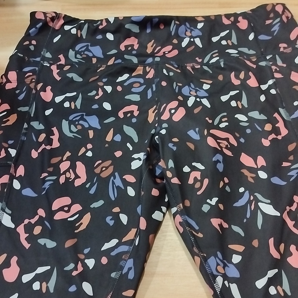 Avia multi color leggings